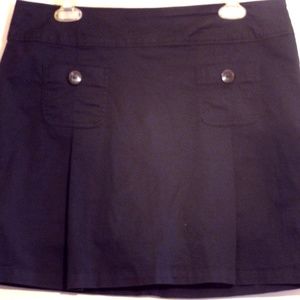 Dressbarn black skort size 12